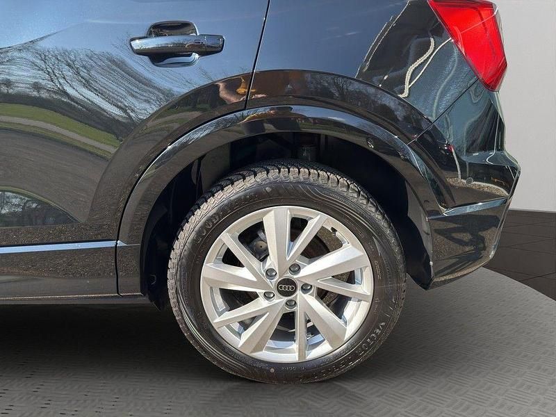Gebraucht Audi Q2 S-Line 150 PS (110 kW) 2025 Mythosschwarz metallic SUV