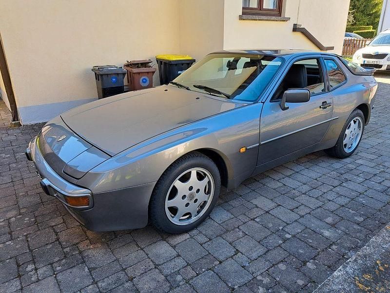 Second-hand Porsche 944 190 CP (139 kW) 1987 Gri Coupe