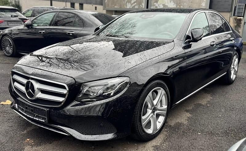 Gebraucht Mercedes E350 258 PS (189 kW) 2017 Schwarz Limousine