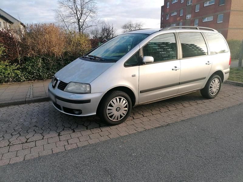 Gebraucht Seat Alhambra 115 PS (84 kW) 2004 Silber Van / Kleinbus