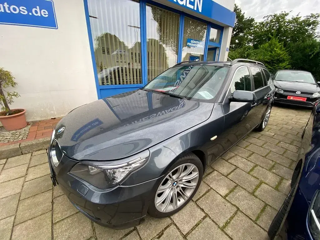 Gebraucht BMW 525 218 PS (160 kW) 2008 Grau Kombi