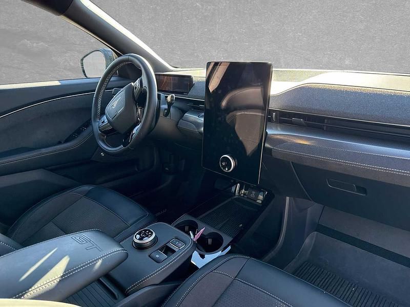 Gebraucht Ford Mustang Mach-E GT 358 kW (487 PS) 2022 Iridiumschwarz metallic SUV