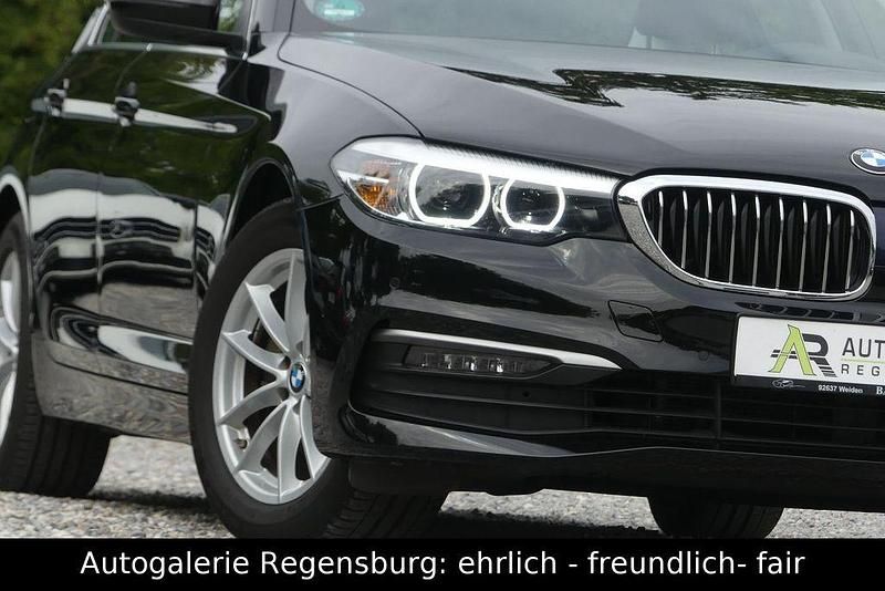 Schwarz Gebraucht 2018 BMW 520 Limousine | 23.950 € (Guter Preis) - Bild 1/4