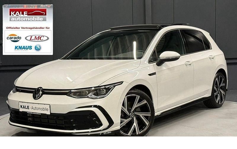 Oryxweiß perlmutteffekt Gebraucht 2024 VW Golf VIII R-line Limousine | 34.891 € (Fairer Preis) - Bild 1/4