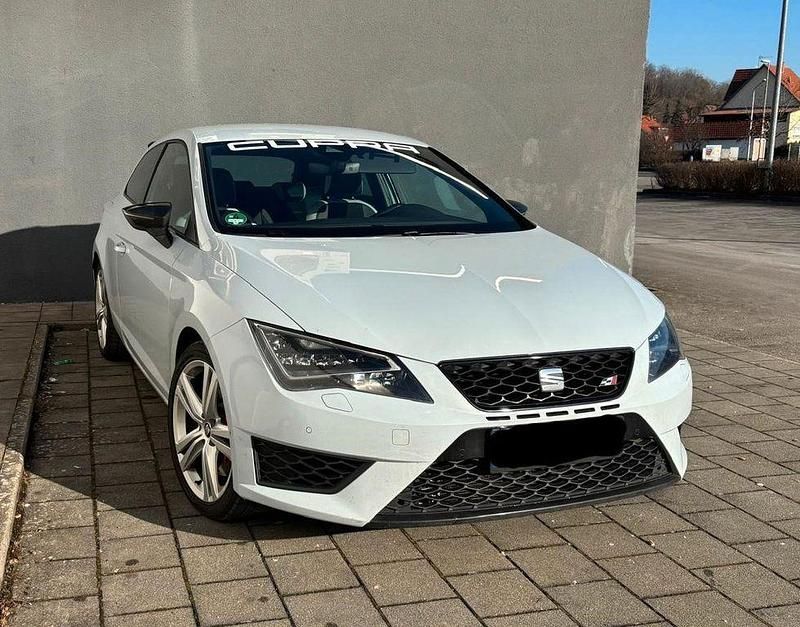 Weiß Gebraucht 2016 Cupra Leon Coupé | 15.800 € (Guter Preis) - Bild 1/4