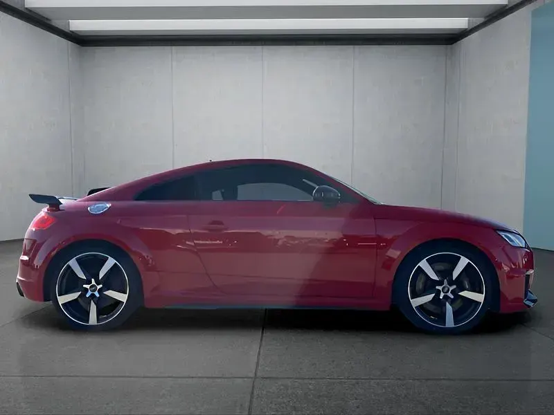 Używany Audi TT RS 400 KM (294 kW) 2021 Czerwony Coupe
