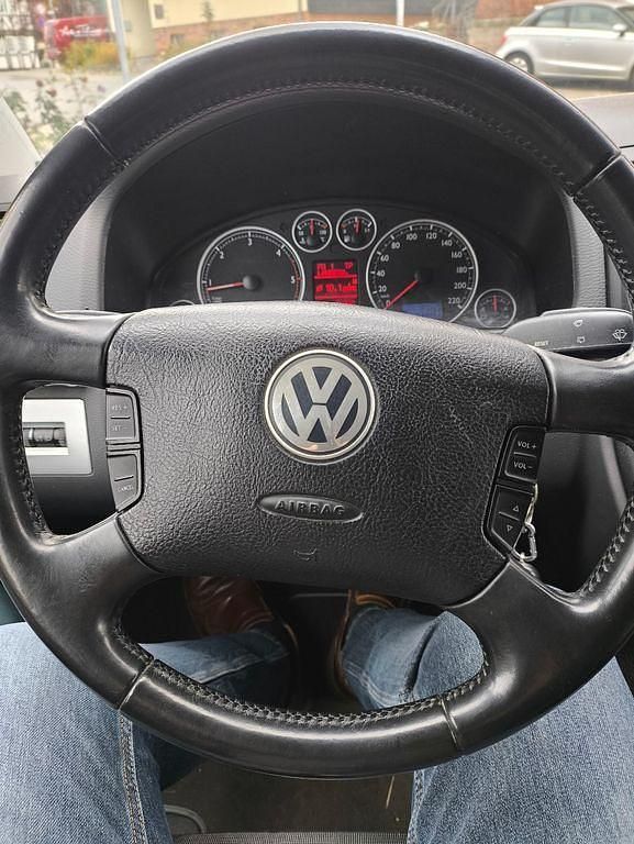 Gebraucht VW Multivan 174 PS (127 kW) 2007 Schwarz Van / Kleinbus