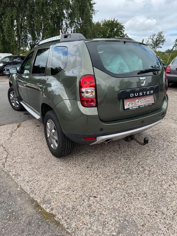 Gebraucht Dacia Duster Lauréate 109 PS (80 kW) 2014 Grün SUV