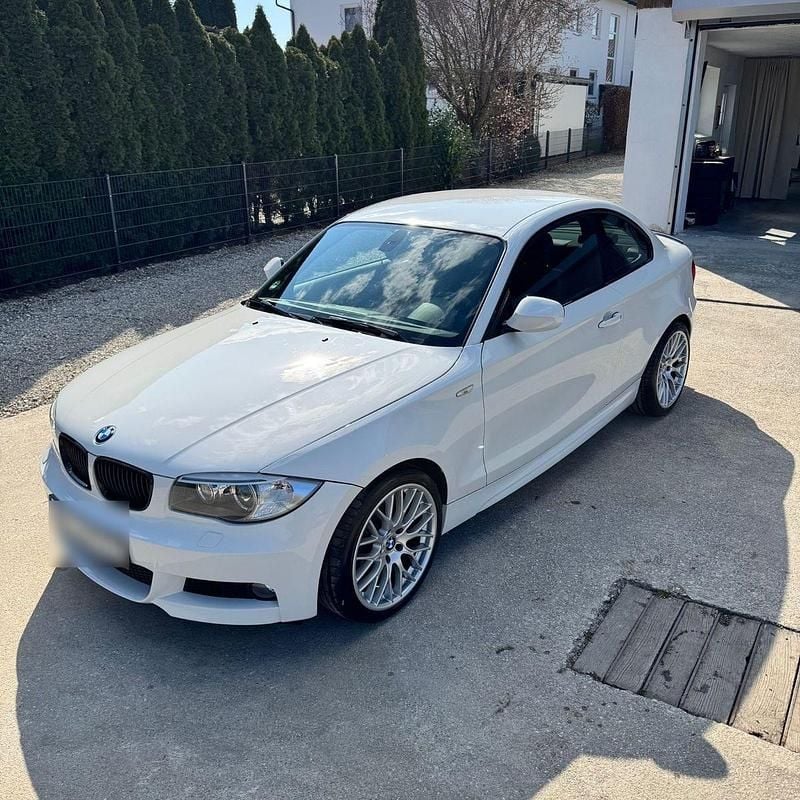 Gebraucht BMW 125 Coupé Performance 266 PS (195 kW) 2012 Weiß Coupé