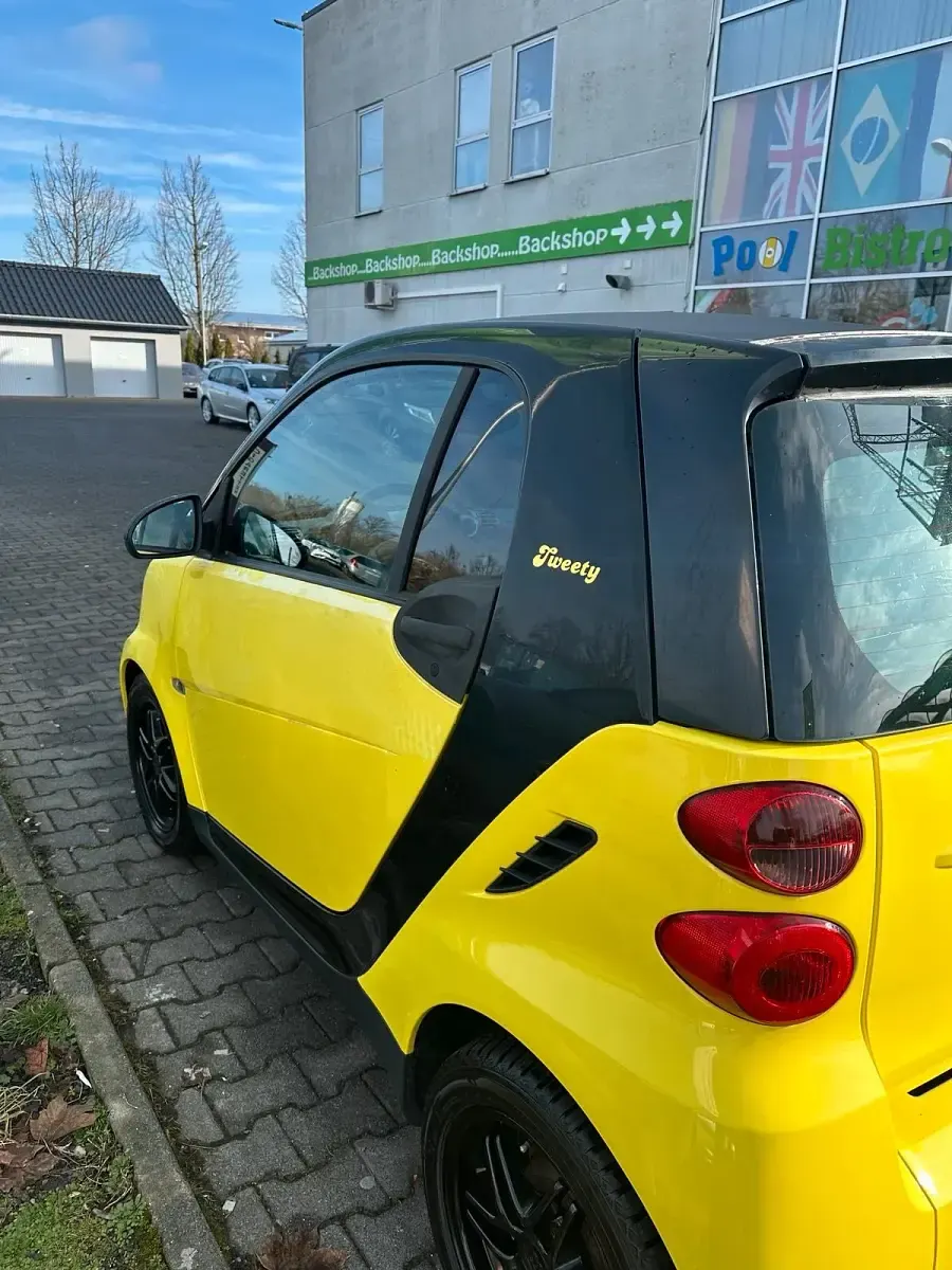 Usata Smart ForFour 61 CV (44 kW) 2008 Giallo Utilitaria
