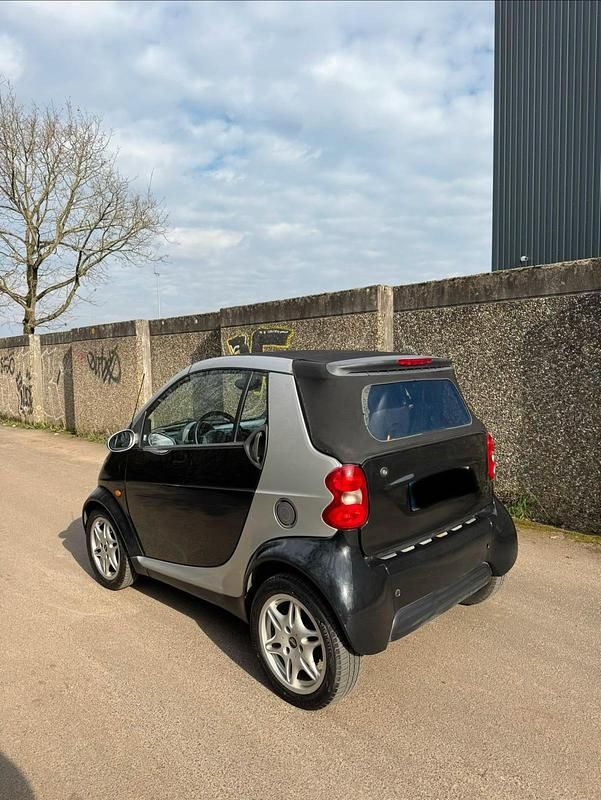 Gebraucht Smart ForTwo Cabrio 61 PS (44 kW) 2002 Schwarz Cabrio