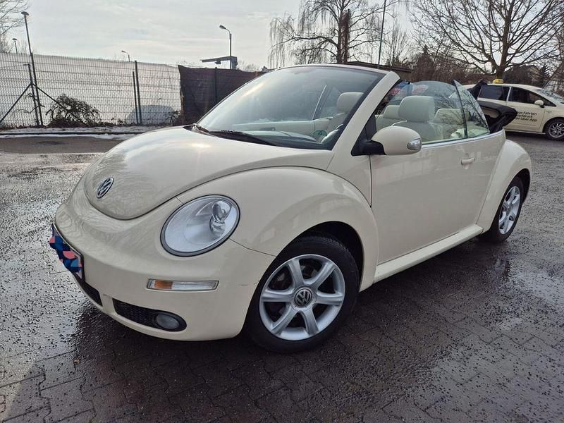 Gebraucht VW New Beetle Cabriolet 116 PS (85 kW) 2010 Beige Cabrio