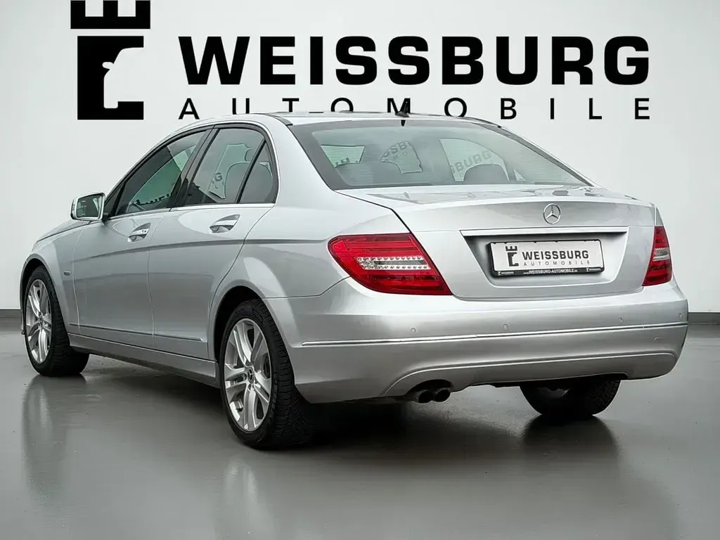 Gebraucht Mercedes C180 Avantgarde 156 PS (114 kW) 2011 Silber Limousine