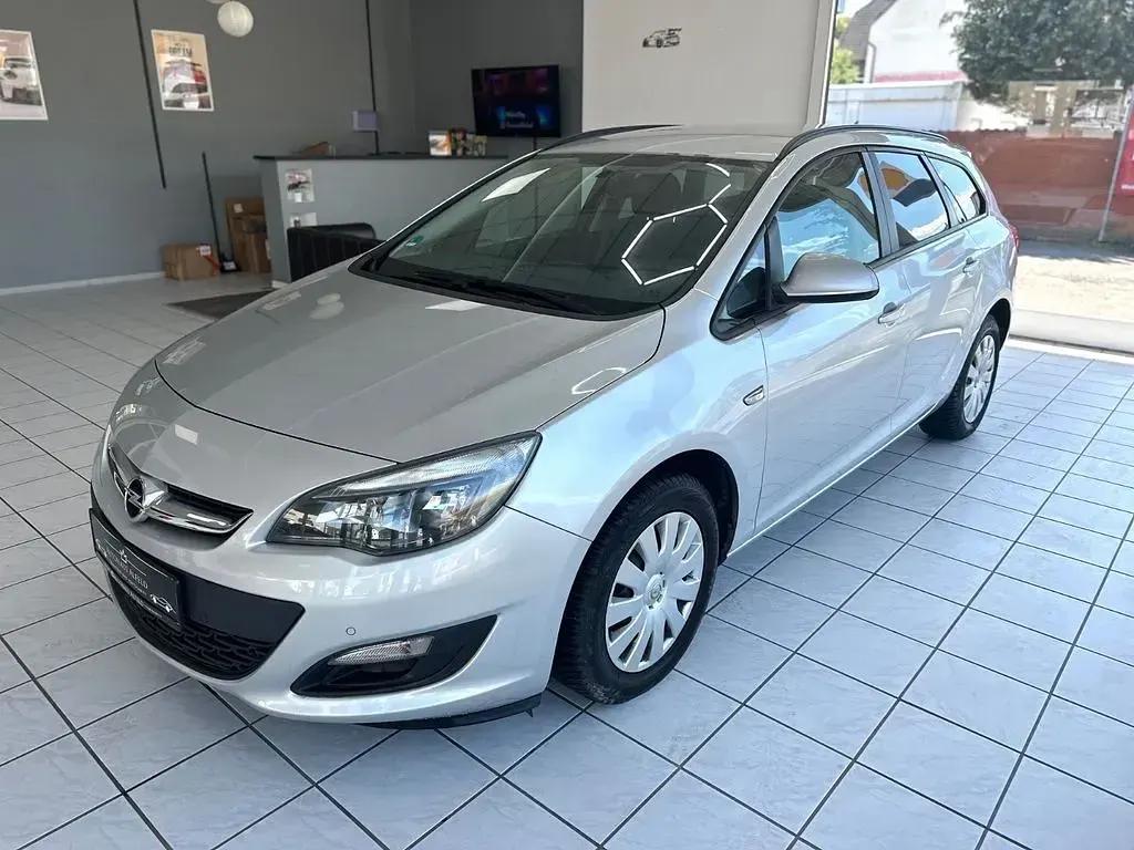 Gebraucht Opel Astra 140 PS (102 kW) 2016 Silber Kombi