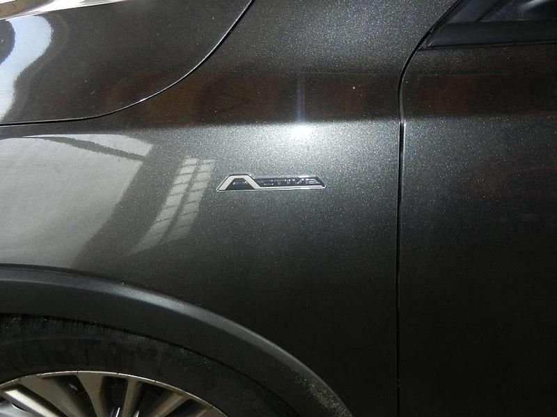 Gebraucht Ford Focus Active X 125 PS (91 kW) 2020 Grau Kombi