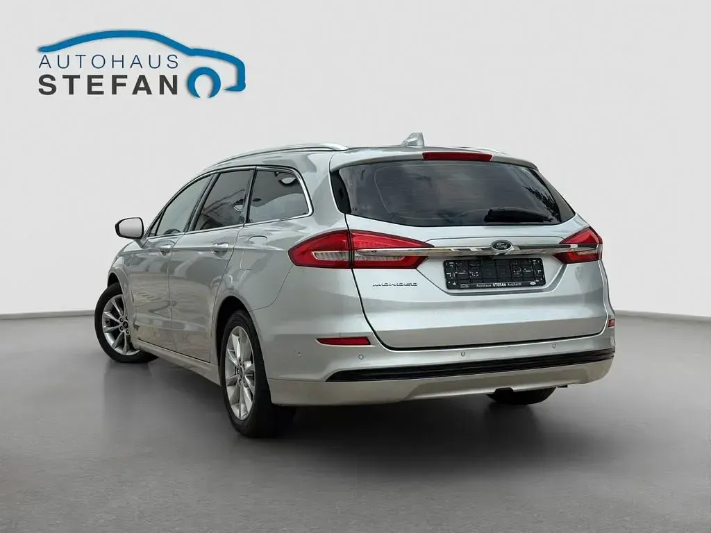 Gebraucht Ford Mondeo Titanium 150 PS (110 kW) 2020 Silber Limousine
