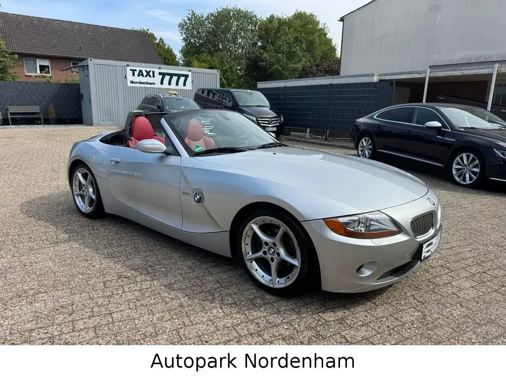 Gebraucht BMW Z4 Sport Line 231 PS (169 kW) 2004 Silber Cabrio