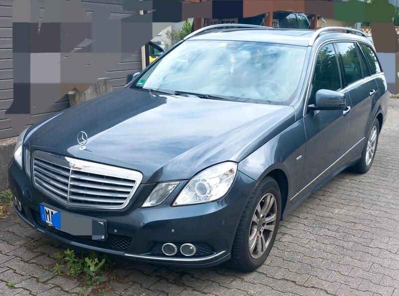 Grau Gebraucht 2009 Mercedes E350 Kombi | 4.999 € (Superpreis) - Bild 1/4