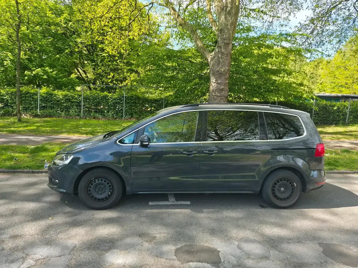 Gebraucht VW Sharan 177 PS (130 kW) 2014 Van / Kleinbus