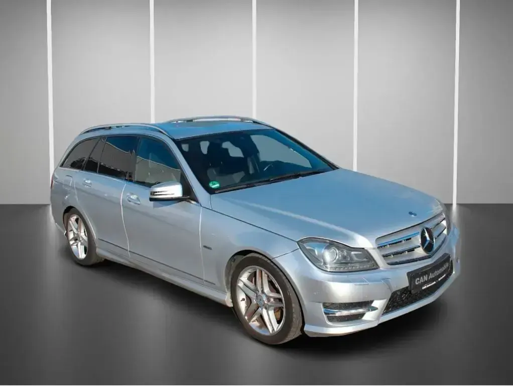 Gebraucht Mercedes C300 AMG line 231 PS (169 kW) 2011 Silber Limousine