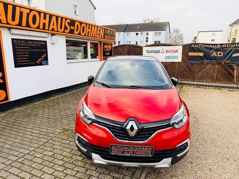 Gebraucht Renault Captur 118 PS (86 kW) 2018 Rot nnp + schwarz gne SUV