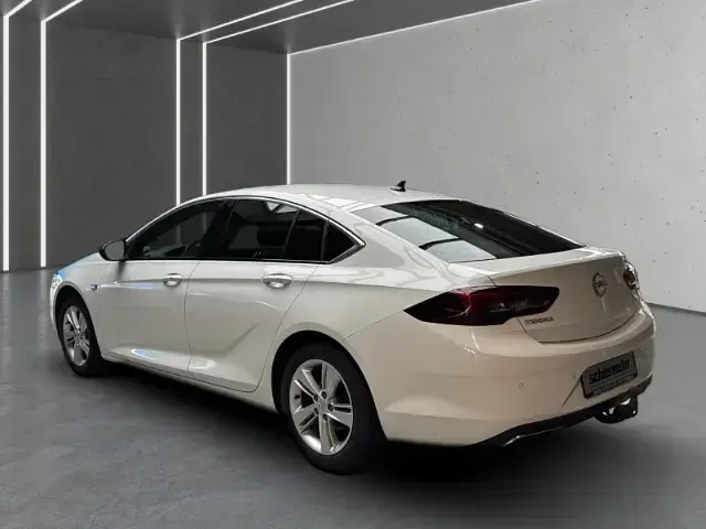 Gebraucht Opel Insignia Sport 174 PS (127 kW) 2023 Weiss Limousine