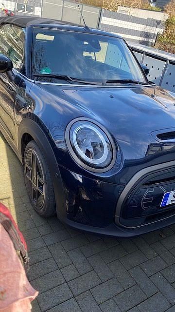 Gebraucht Mini Cooper S 135 kW (184 PS) 2023 Schwarz Kleinwagen
