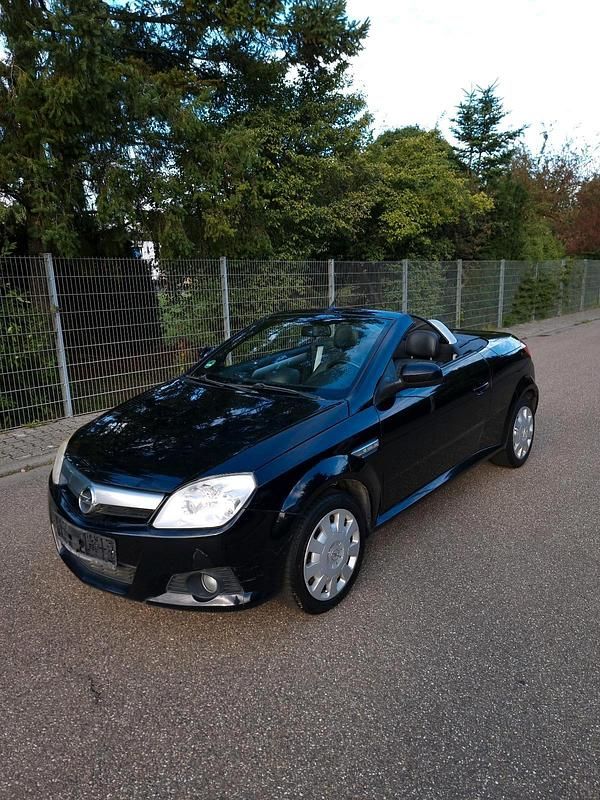 Schwarz Gebraucht 2007 Opel Tigra Cabrio | 1.599 € (Guter Preis) - Bild 1/4