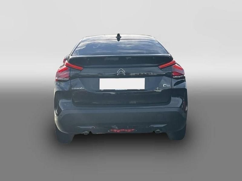 Gebraucht Citroën C4 Shine 131 PS (96 kW) 2024 Schwarz SUV