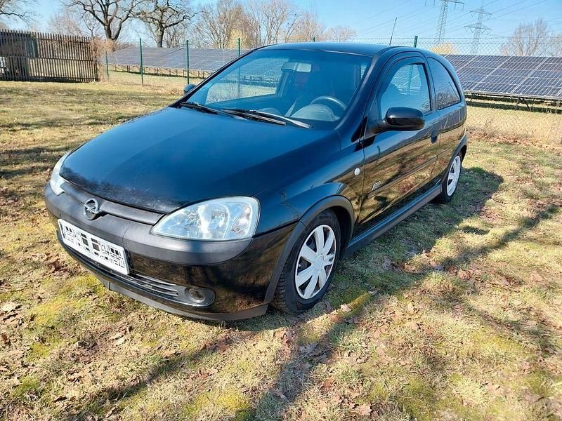 Gebraucht Opel Corsa 90 PS (66 kW) 2002 Schwarz Kleinwagen