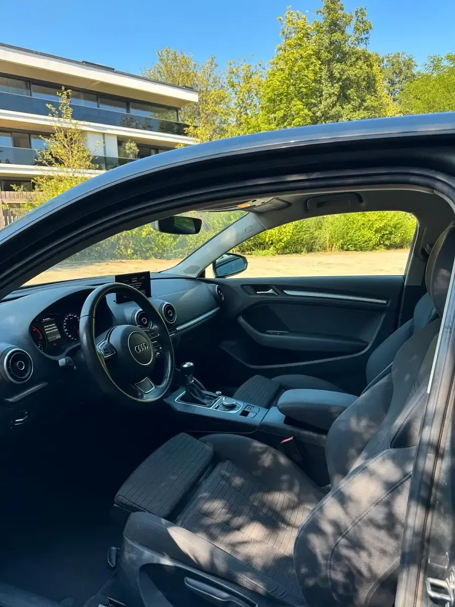 Gebraucht Audi A3 110 PS (80 kW) 2015 Grau Kleinwagen
