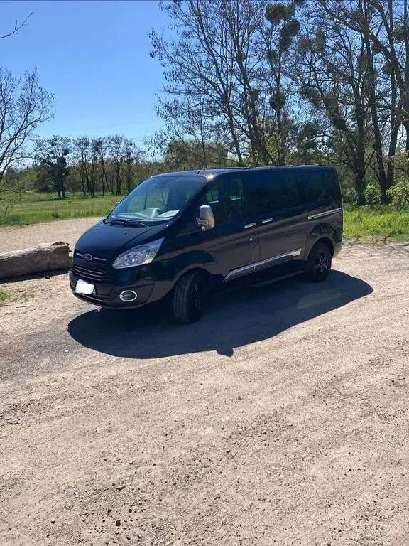 Gebraucht Ford Tourneo 155 PS (114 kW) 2013 Schwarz Van / Kleinbus