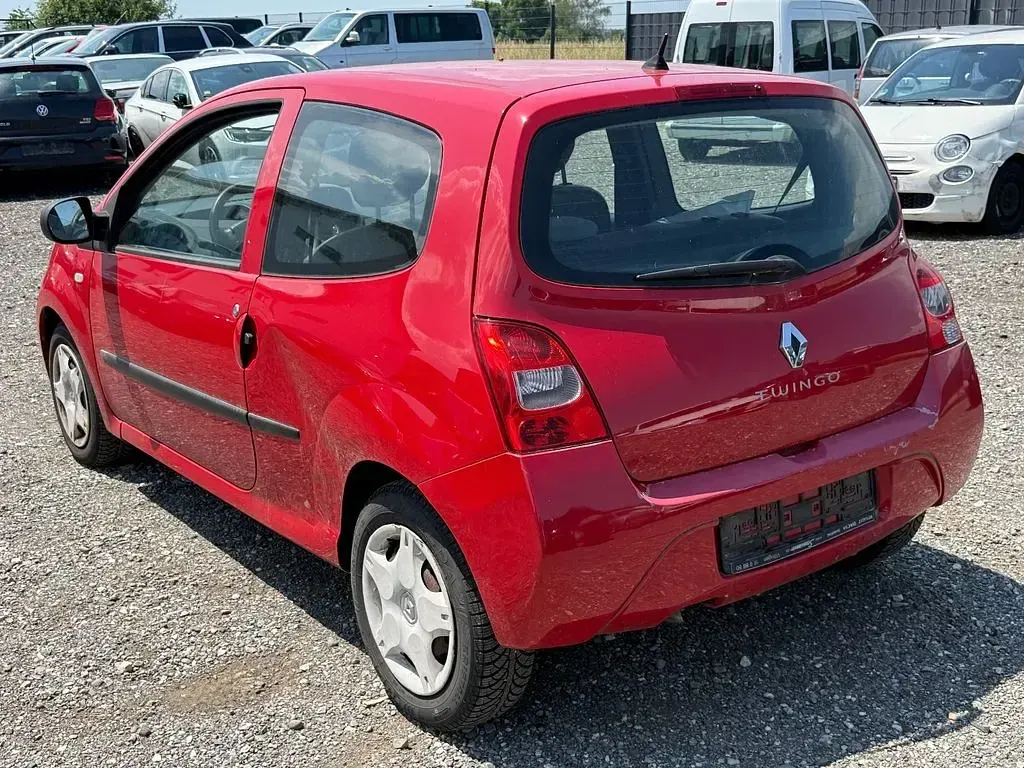 Gebraucht Renault Twingo 58 PS (42 kW) 2010 Rot Kleinwagen