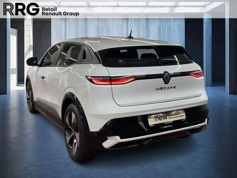 Gebraucht Renault Megane E-Tech Evolution 160 kW (218 PS) 2022 Weiß Limousine