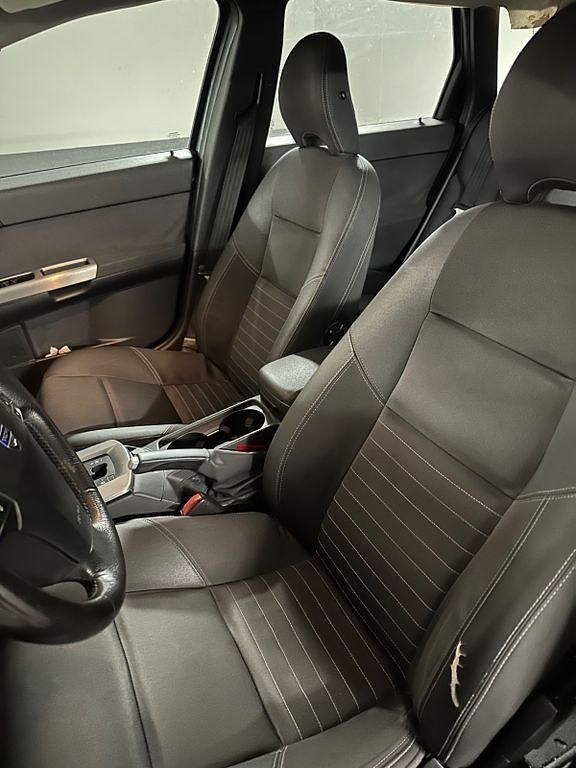 Second-hand Volvo V50 105 CP (77 kW) 2004 Gri Break
