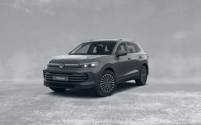 Gebraucht VW Tiguan Elegance 150 PS (110 kW) 2024 Grau SUV