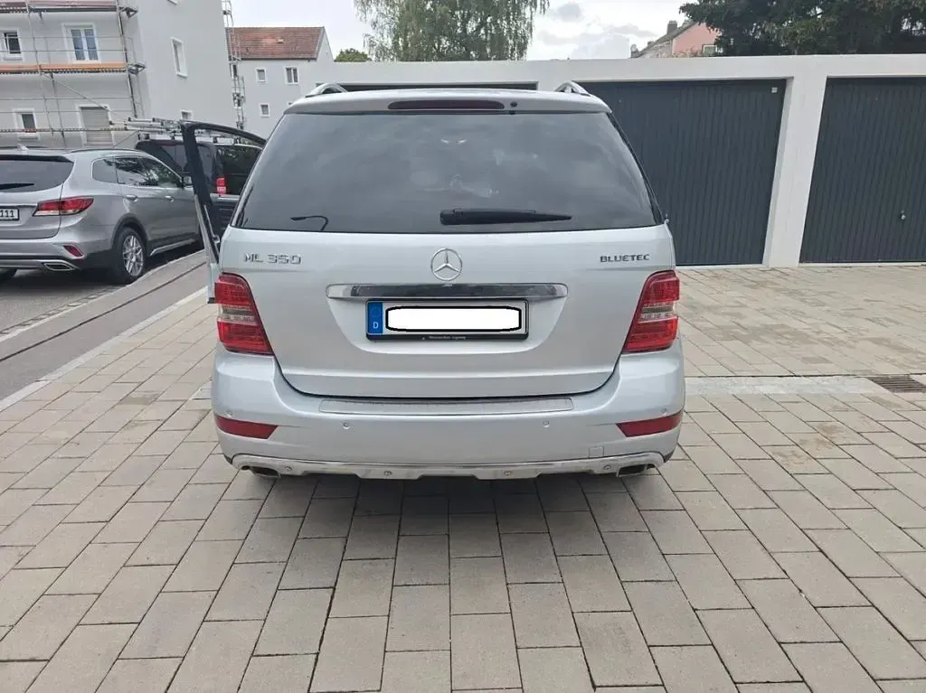 Gebraucht Mercedes ML350 Edition 211 PS (155 kW) 2010 SUV