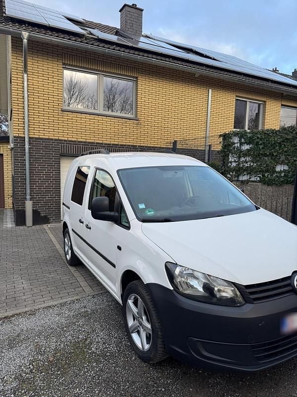 Gebraucht VW Caddy 102 PS (75 kW) 2011 Weiß Van / Kleinbus