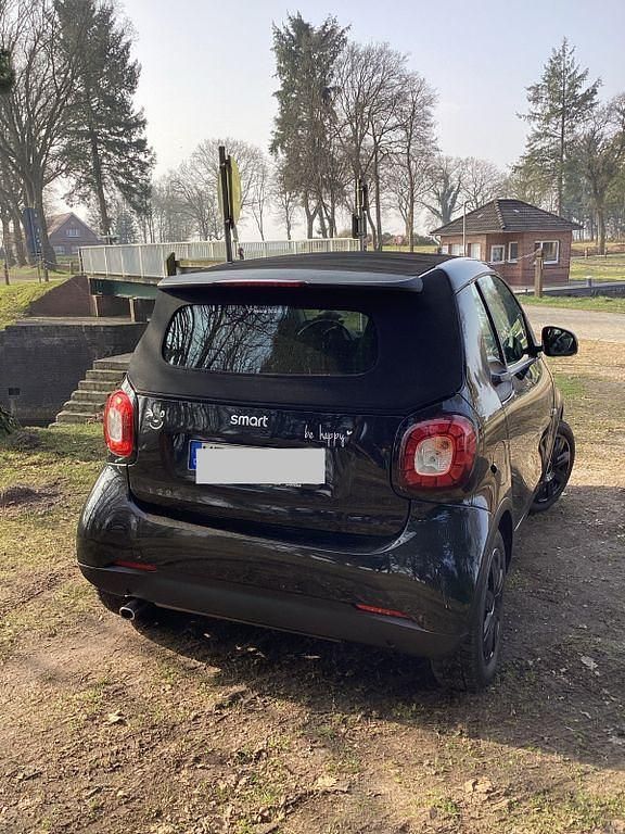 Gebraucht Smart ForTwo Cabrio Passion 71 PS (52 kW) 2016 Schwarz Cabrio