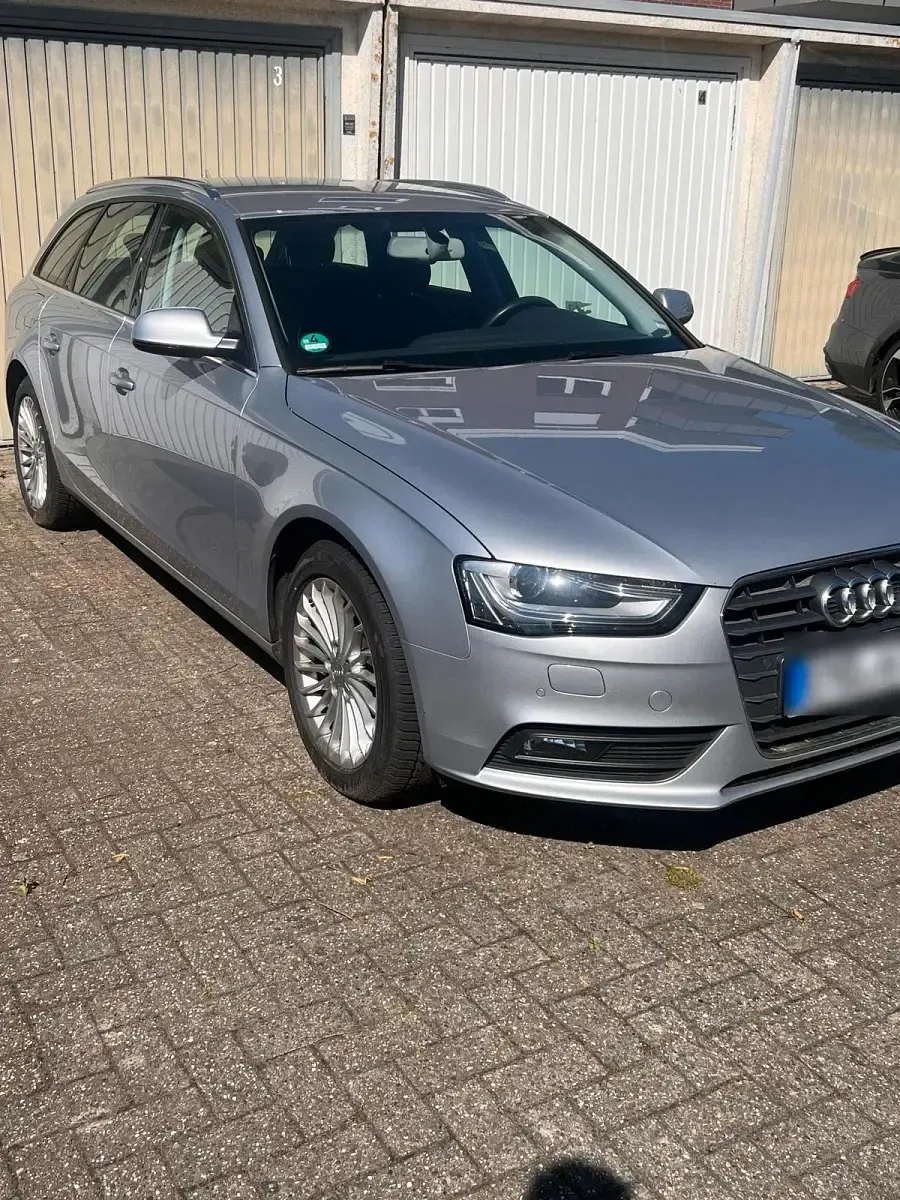 Gebraucht Audi A4 120 PS (88 kW) 2014 Grau Kombi