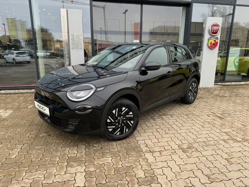 Gebraucht Fiat 600 101 PS (74 kW) 2024 Schwarz SUV