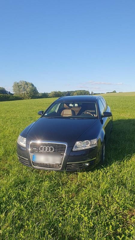 Blau Gebraucht 2007 Audi A6 Kombi | 4.700 € (Fairer Preis) - Bild 1/4