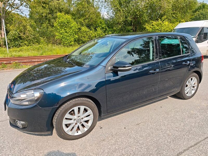 Blau Gebraucht 2011 VW Golf VI Style Limousine | 4.500 € (Guter Preis) - Bild 1/4