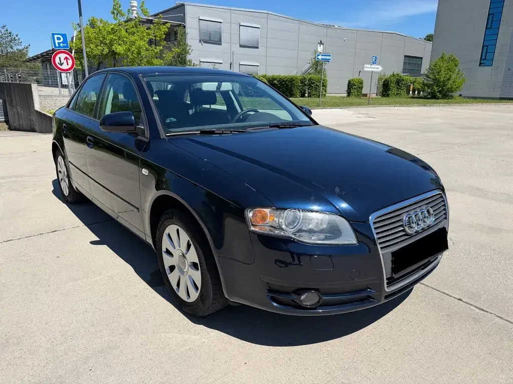 Gebraucht Audi A4 131 PS (96 kW) 2006 Blau Limousine