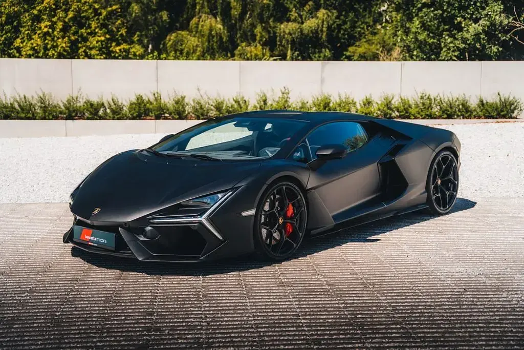 Neu Lamborghini Revuelto 2026 Schwarz Coupé
