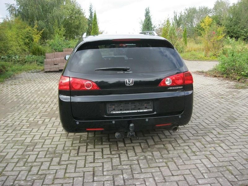 Gebraucht Honda Accord Executive 155 PS (114 kW) 2005 Schwarz Kombi