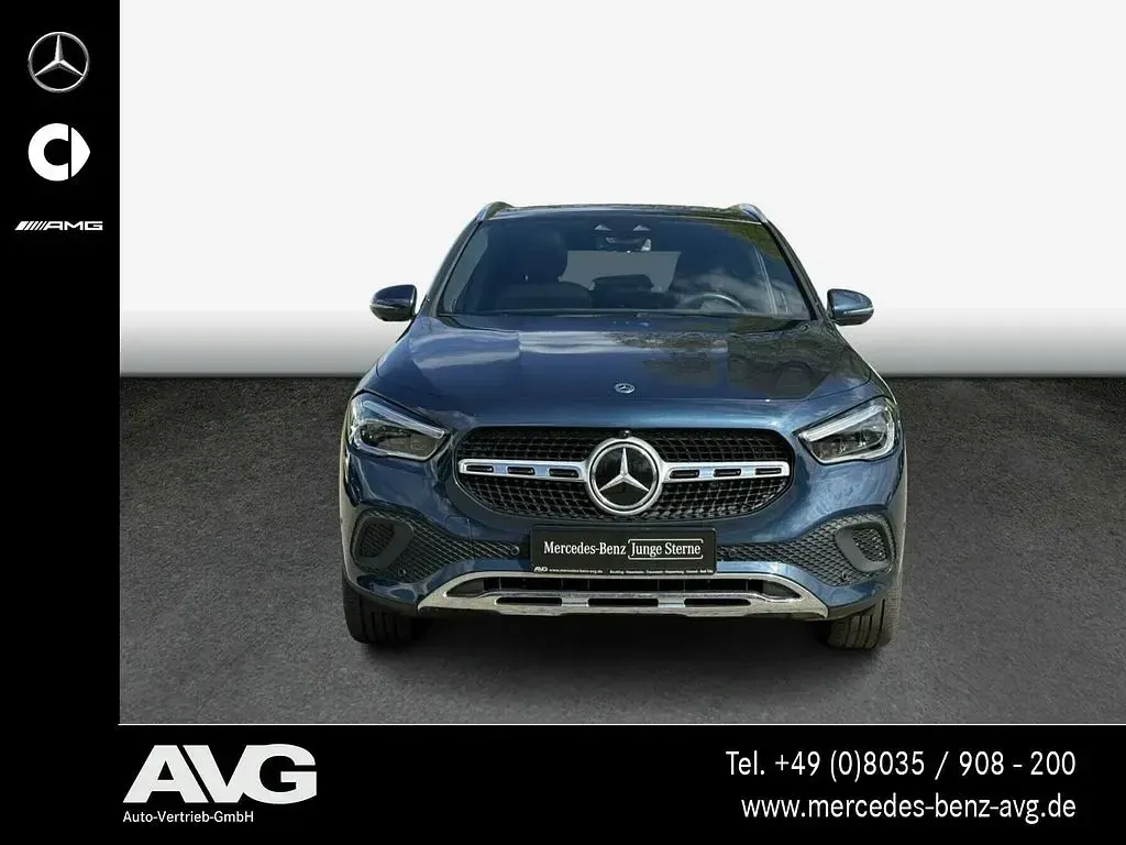 Second-hand Mercedes GLA250 218 CP (160 kW) 2021 Albastru SUV