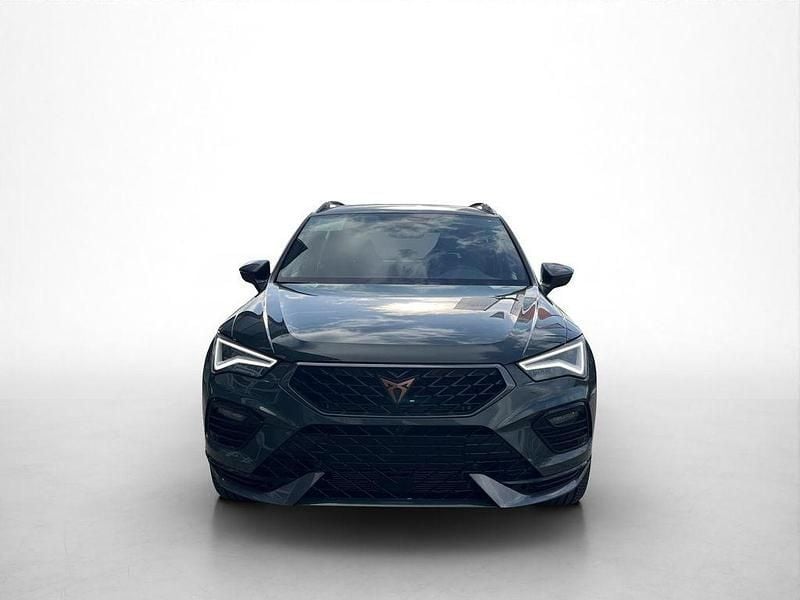 Neu Cupra Ateca 190 PS (139 kW) 2026 Grün SUV