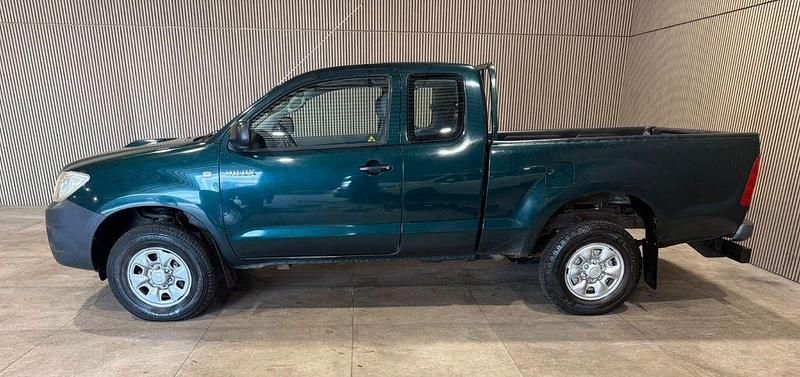 Gebraucht Toyota HiLux 120 PS (88 kW) 2010 Grün Pickup