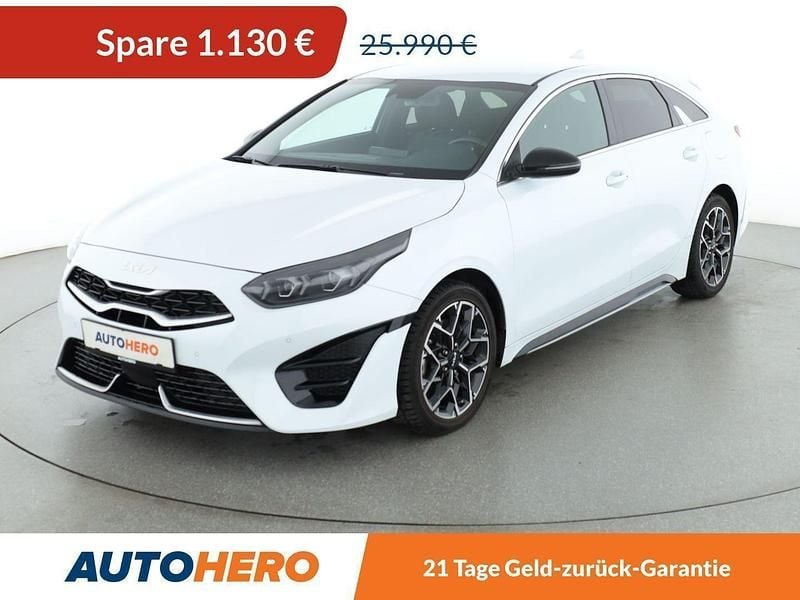 Weiß Gebraucht 2022 Kia ProCeed GT-Line Kleinwagen | 24.240 € (Fairer Preis) - Bild 1/3